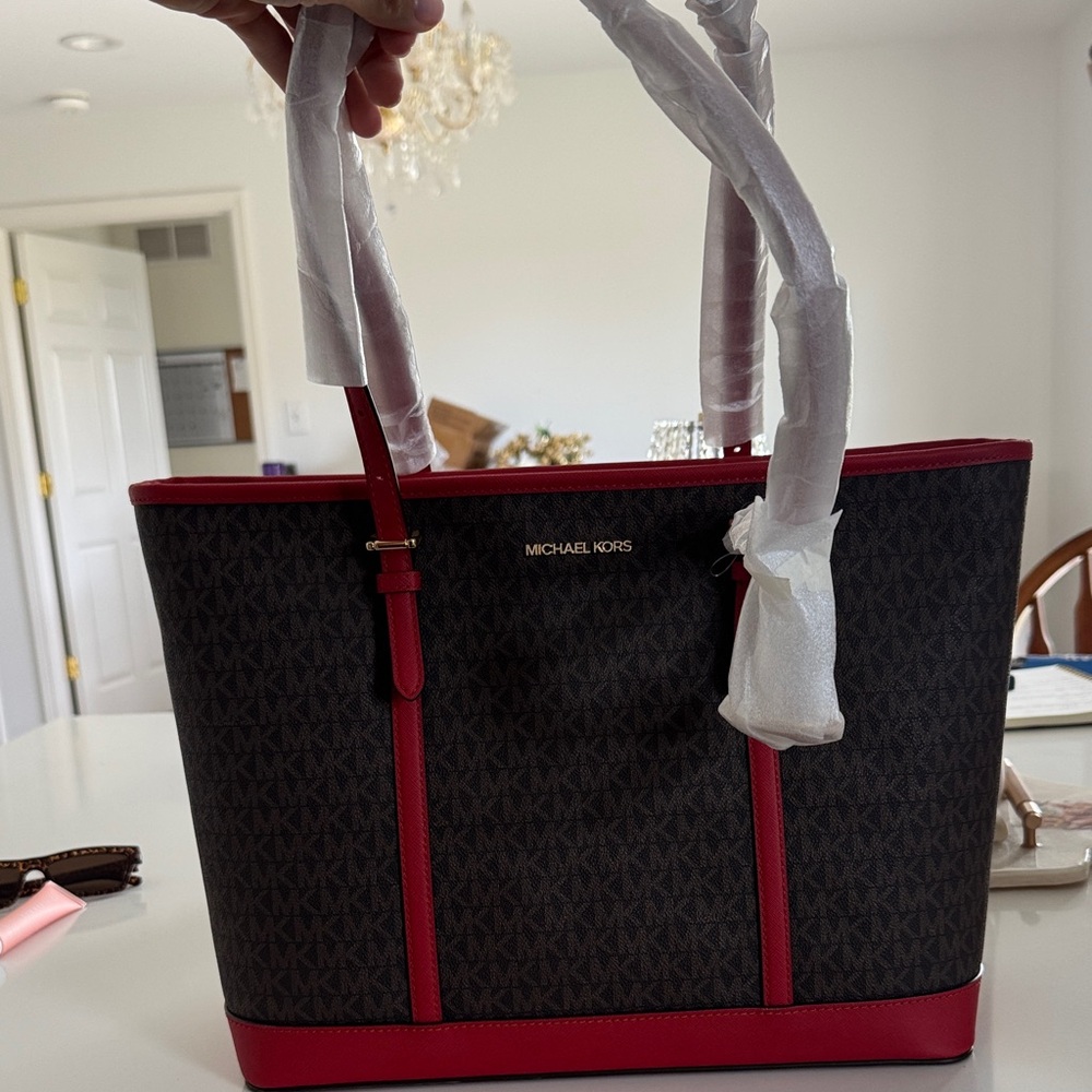 Michael Kors Brown and Red Tote Bag - NWT - Picture 6 of 6